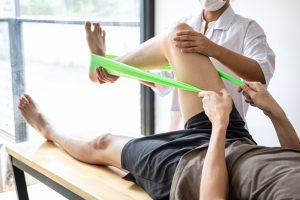 Riabilitazione neurologica e di ginocchio presso il polispecialistico paradiso